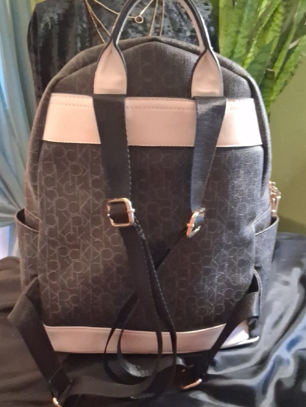 Calvin Klein Monogram Black Backpack with White Leather Accent Pocket. Nwot - Picture 3 of 13